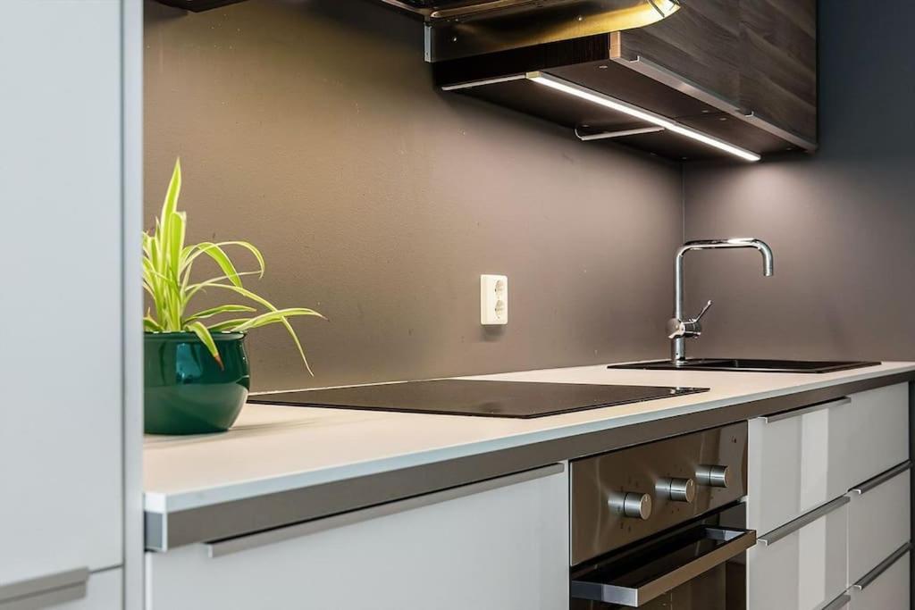 Koselig Og Sentralt Midt I Fargegaten Stavanger Extérieur photo