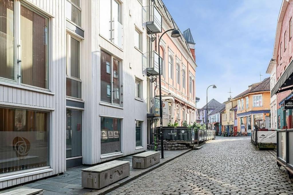 Koselig Og Sentralt Midt I Fargegaten Stavanger Extérieur photo