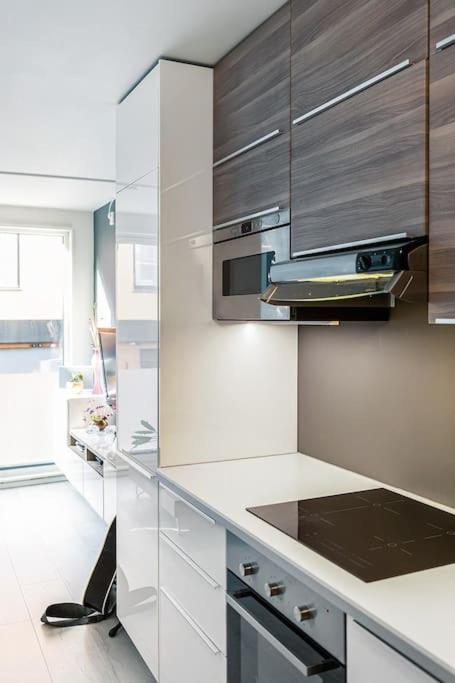 Koselig Og Sentralt Midt I Fargegaten Stavanger Extérieur photo
